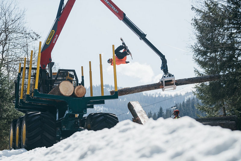 LOS, FERTIG, AUF DIE PLÄTZE